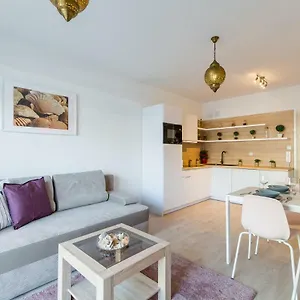 apartament-rose-z-basenem.kolobrzeghotels.com/